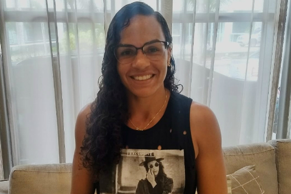 Infecção na perna retira Melissa Gatto do UFC Rio; Talita Bernardo encara Viviane Araújo