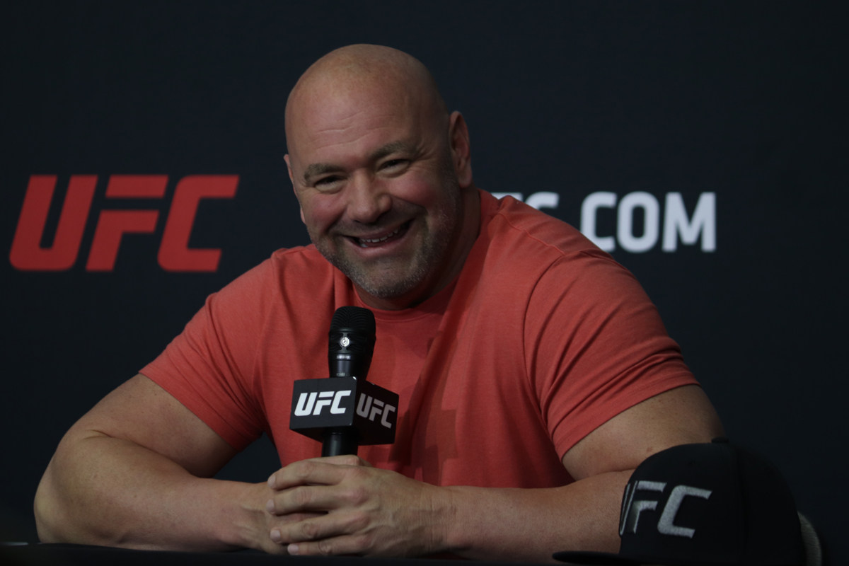 Dana diz que vencedor de Miocic vs Cormier será o melhor peso-pesado da história