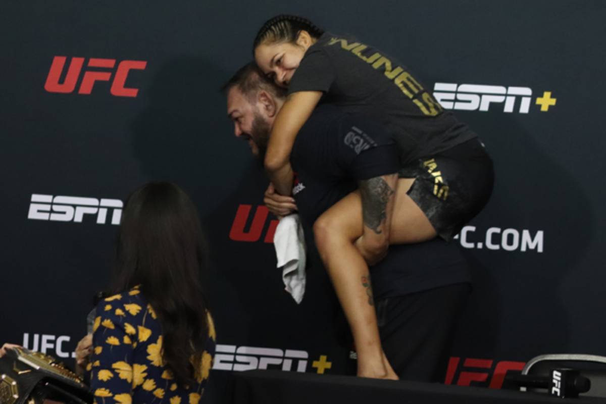 Treinador de Amanda Nunes tranquiliza fãs sobre possível aposentadoria do MMA