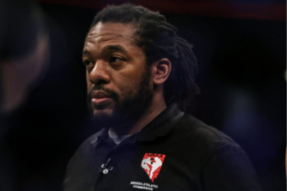 Herb Dean explica postura em relação a luta de ‘Massaranduba’ e rebate Dan Hardy