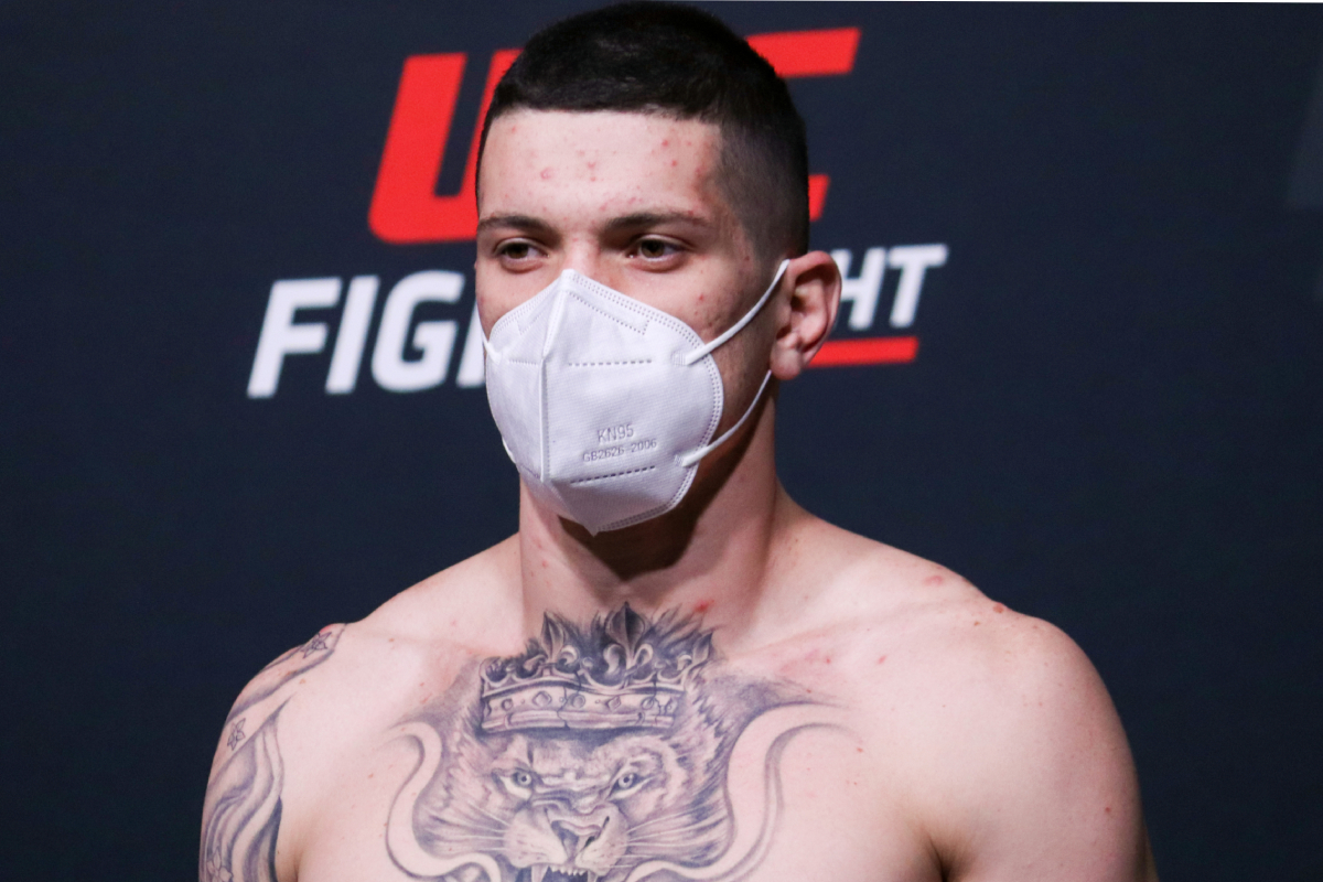 Wellington Turman testa positivo para a COVID-19 e deixa card de despedida de Spider