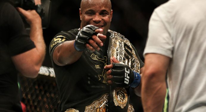 Ex-campeão do UFC, Daniel Cormier é escalado para atuar em série de televisão