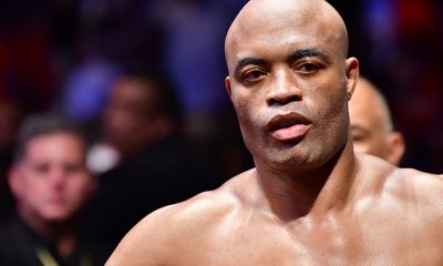 Anderson Silva se prepara para entrar no octógono do UFC