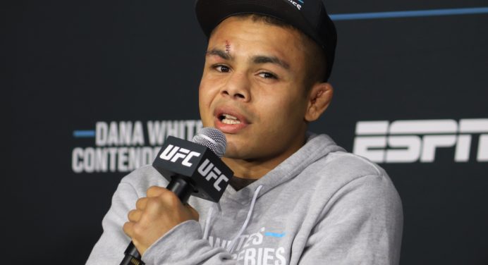 Jim Miller contrai COVID-19 e Nikolas Motta fica sem adversário para estreia no UFC