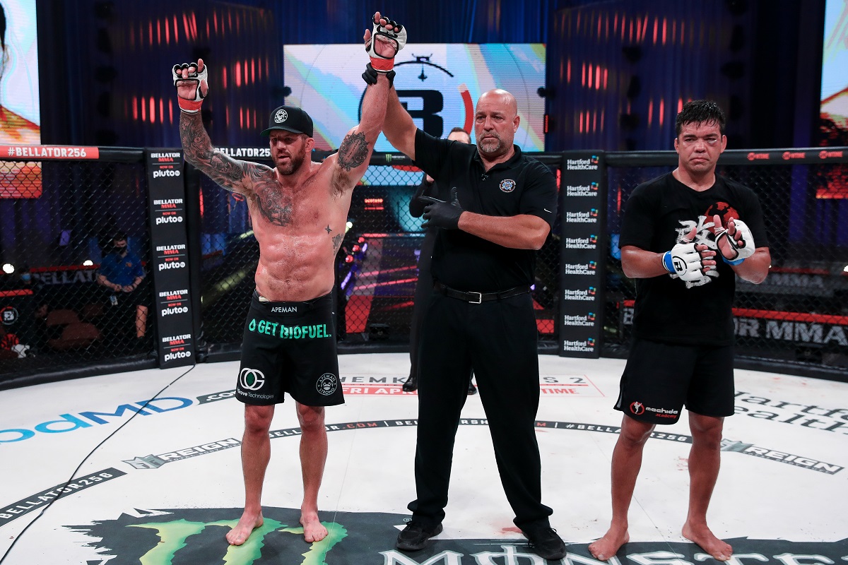 Lyoto Machida é dominado por Bader em noite de derrotas brasileiras no Bellator