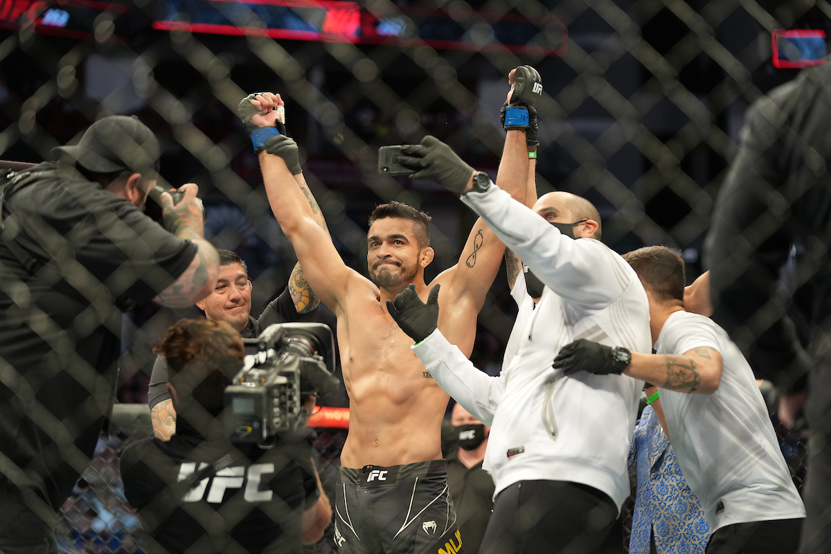 ‘Sergipano’ se mantém humilde após finalizar ‘Jacaré’: “O jiu-jitsu dele é superior”