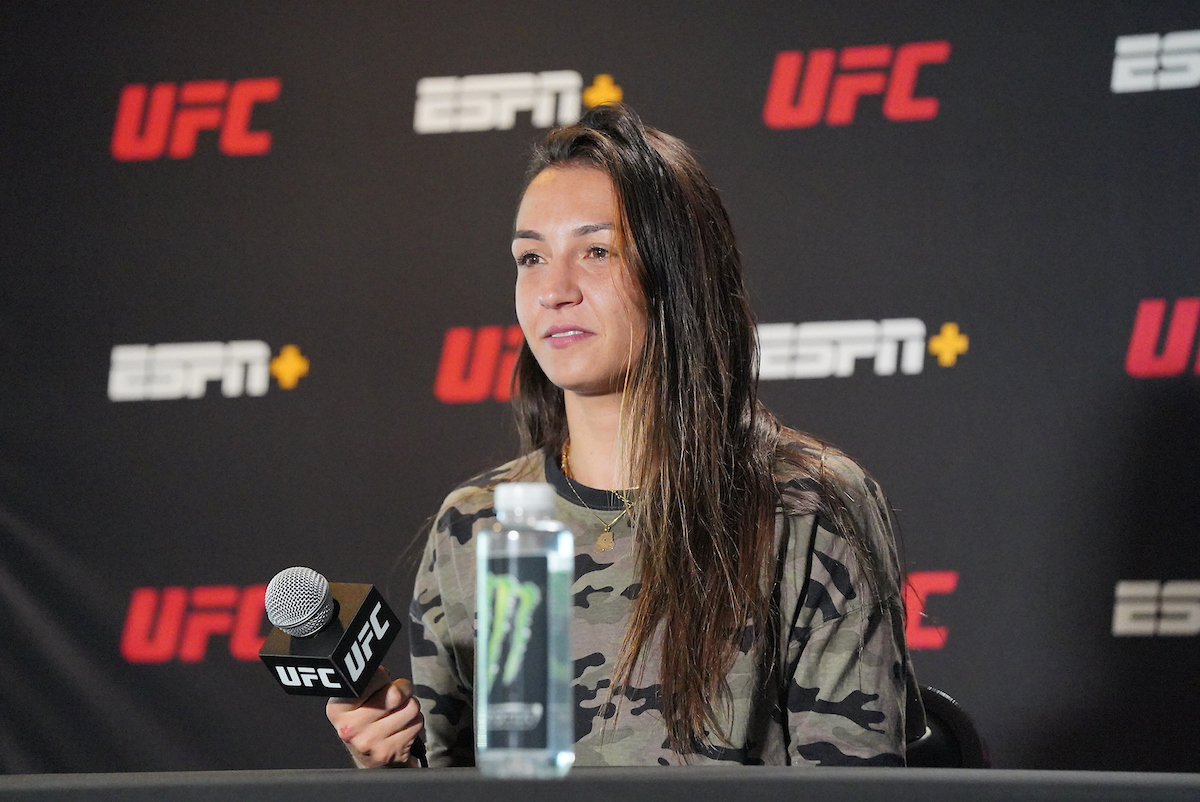 Amanda Ribas testa positivo para COVID-19 e luta com Hill é retirada do UFC Vegas 26