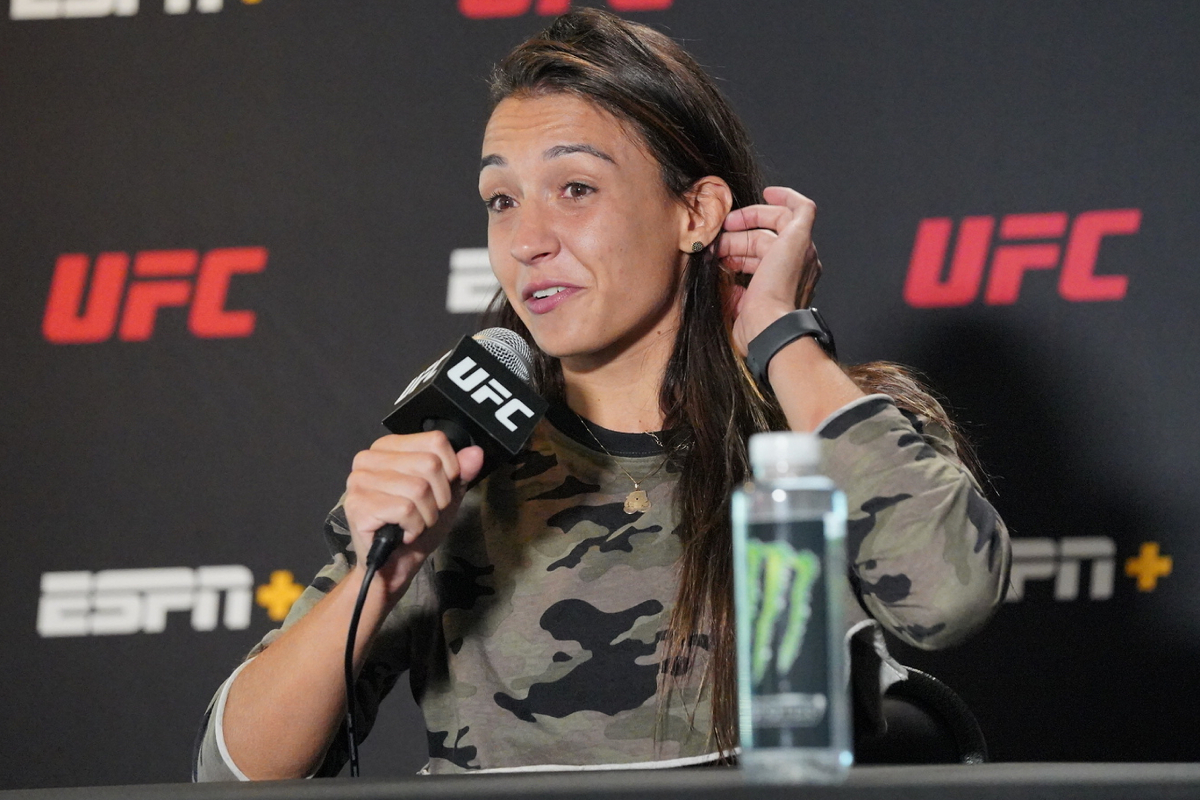 Ainda com COVID-19, Amanda Ribas descarta volta imediata ao UFC: “Talvez em julho”
