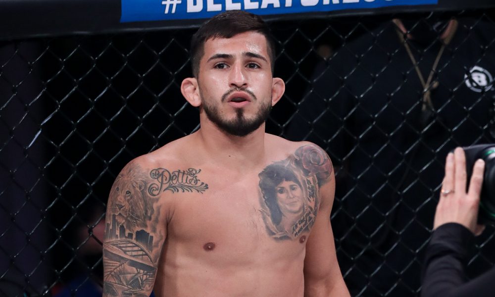 Serio Pettis em ação no Bellator.