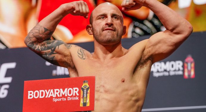 Volkanovski responde provocações de Cejudo e McGregor e minimiza possíveis lutas