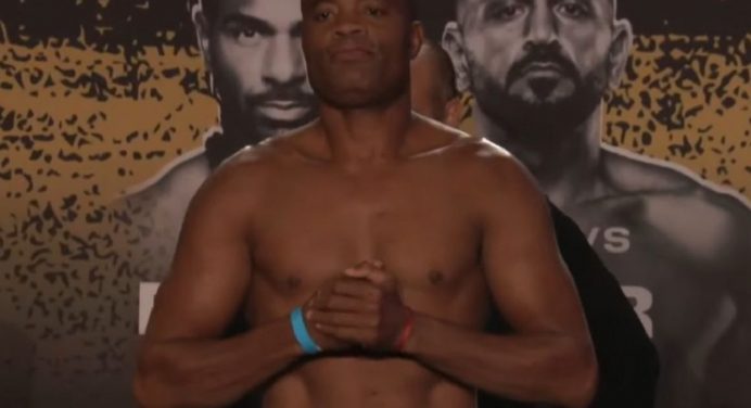 Anderson Silva critica Tito Ortiz por falha na pesagem: “Desrespeito”