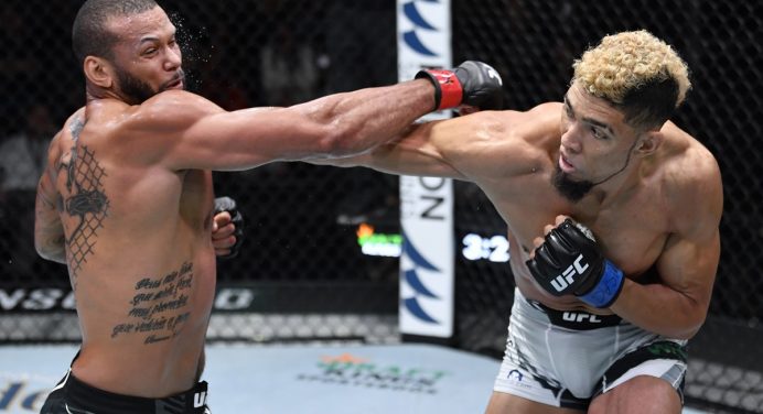 ‘Marreta’ pede por renovação de contrato com o UFC após vencer Johnny Walker