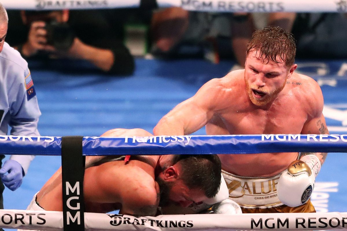 Dana White aposta mais de R$ 500 mil e lucra com vitória de ‘Canelo’ Alvarez