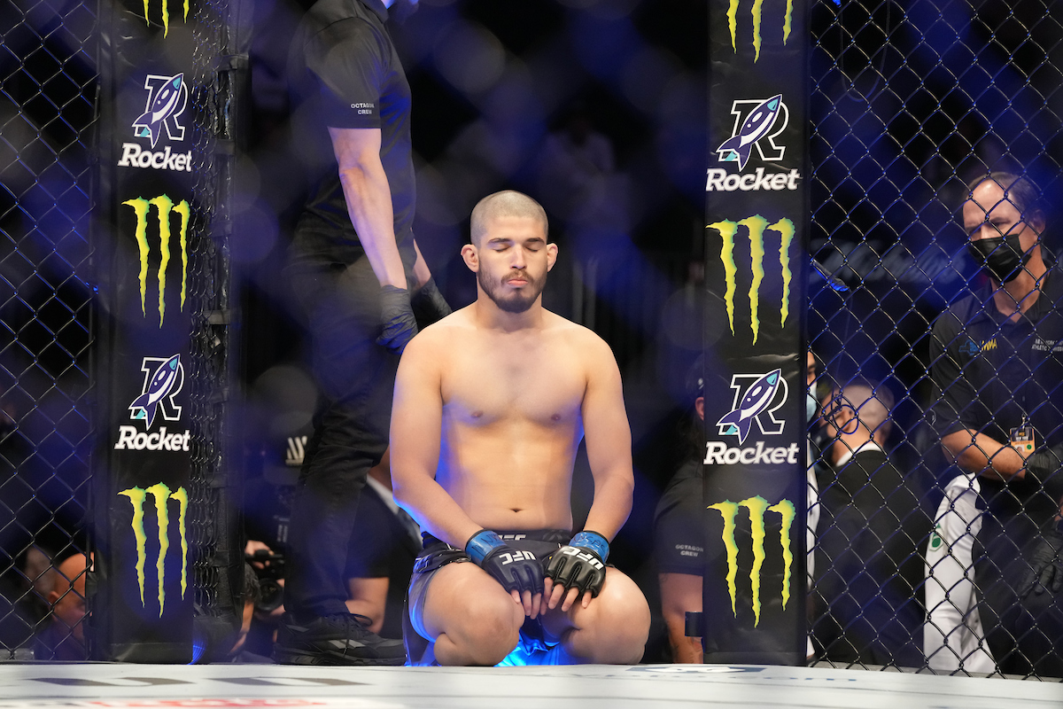 Pupilo de Lyoto Machida perde em estreia no UFC; John Allan mantém jejum de vitórias