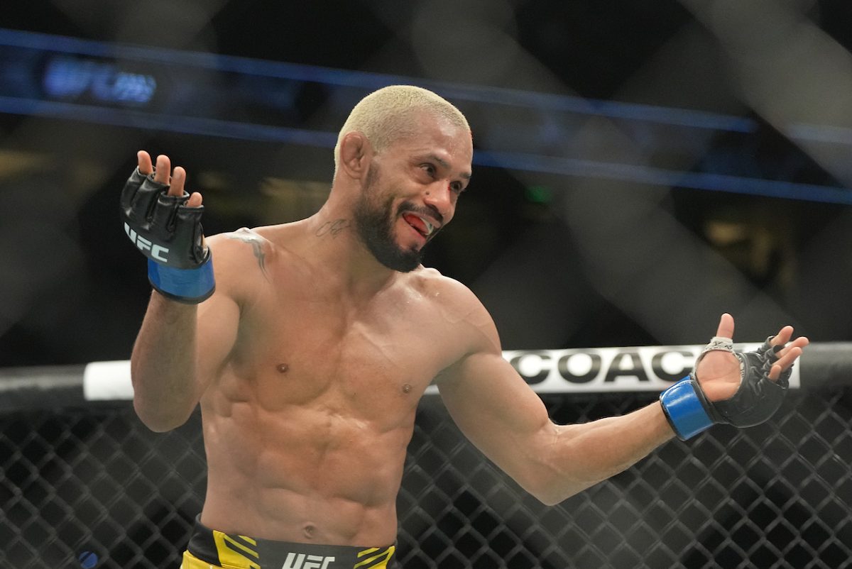 Deiveson promete desafiar ex-campeão Sterling em caso de vitória no UFC Austin