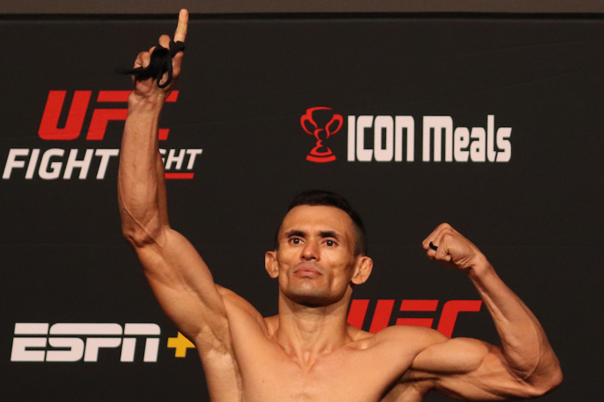 Em boa fase, Douglas ‘D-Silva’ promete surpreender rival no UFC 271