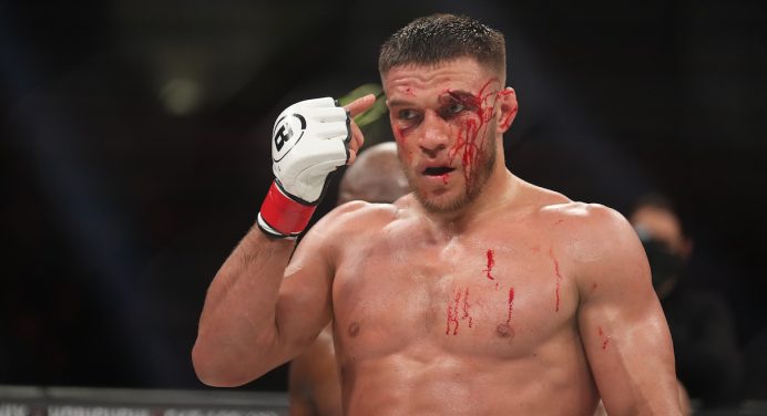 Banho de sangue impede lutador do Bellator de ganhar prêmio de R$ 5 milhões