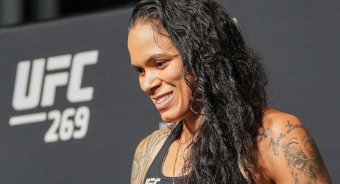 Amanda Nunes descarta trauma e afirma estar motivada para reconquistar título do UFC
