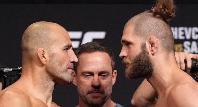 Prochazka reforça desejo por revanche com Glover e projeta luta até o fim do ano