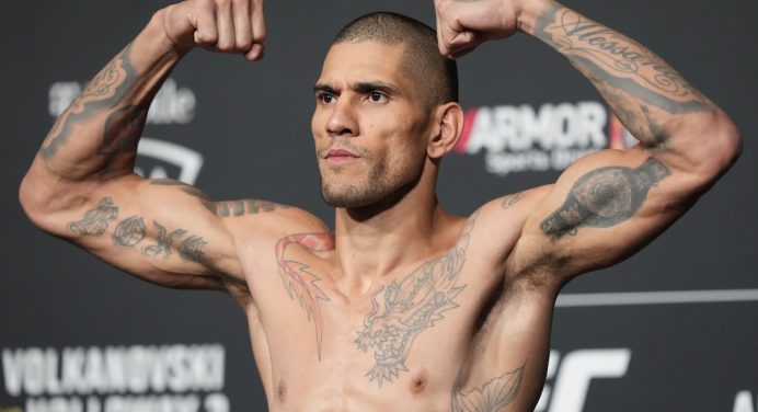 Alex ‘Poatan’ decreta fim do reinado de Israel Adesanya no UFC: “Já foi”