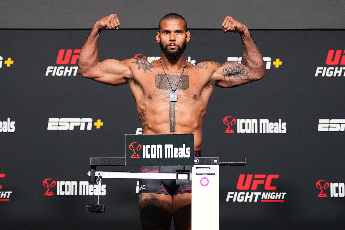 Pressionado, Thiago ‘Marreta’ busca vitória contra Hill para afastar má fase no UFC