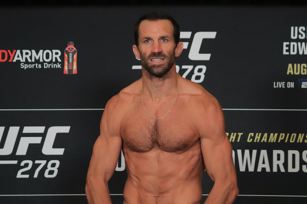 Luke Rockhold assina com Bare Knuckle e lidera card com ex-astros do UFC em abril