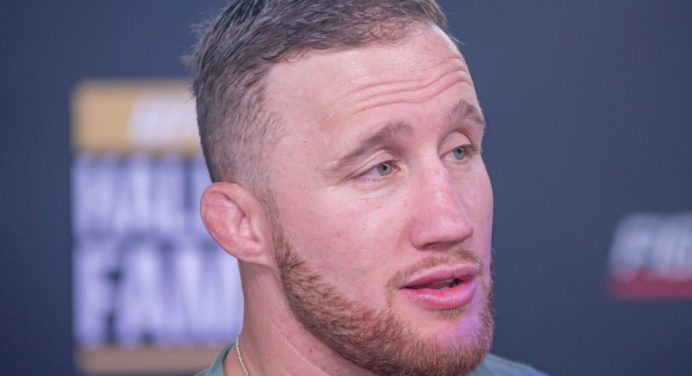 Gaethje reconhece favoritismo de Makhachev, mas revela torcida por ‘Do Bronx’