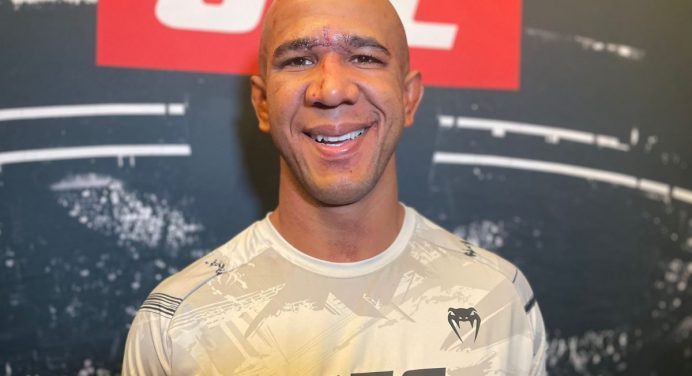 Gregory ‘Robocop’ relembra como superou corte na testa no UFC Vegas 60