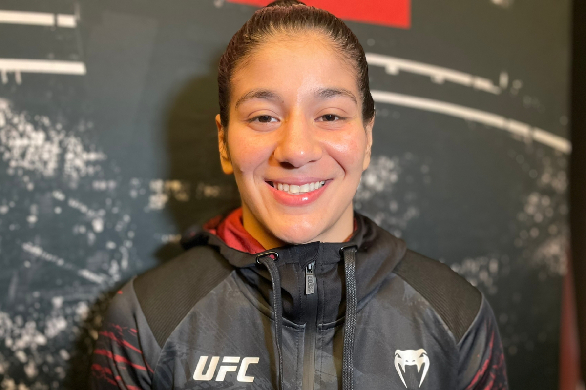 Ketlen Vieira evita projetar disputa de cinturão do UFC e prega respeito contra Pennington