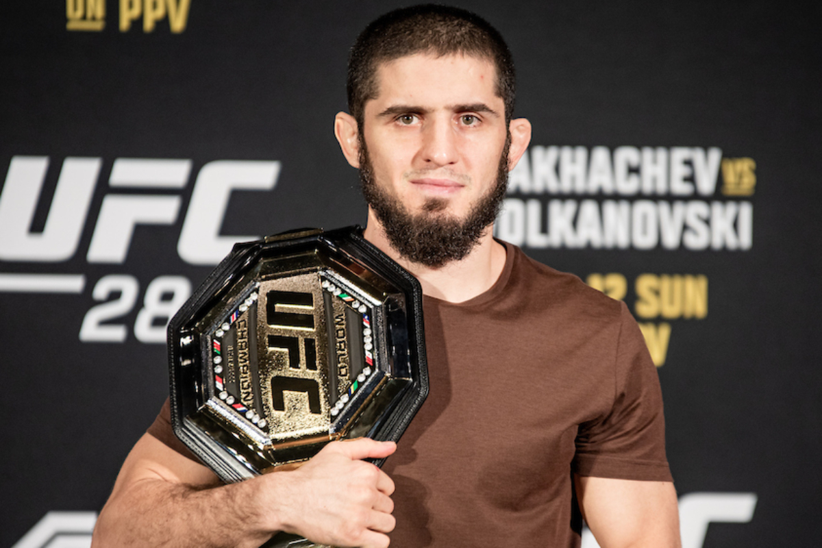 Superluta? Makhachev revela interesse de enfrentar Leon Edwards em Abu Dhabi
