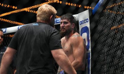 Joshua Silveira escuta instruções do corner durante luta contra Omari Akhmedov pela semifinal do GP meio-pesado do PFL 2022.