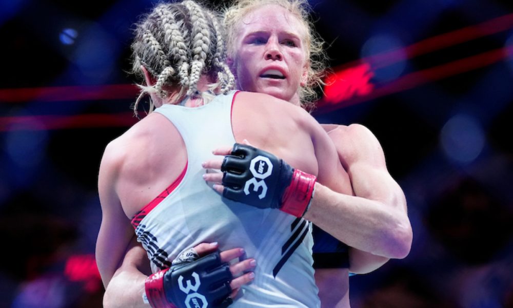 Holly Holm vence Yana Santos no UFC San Antonio