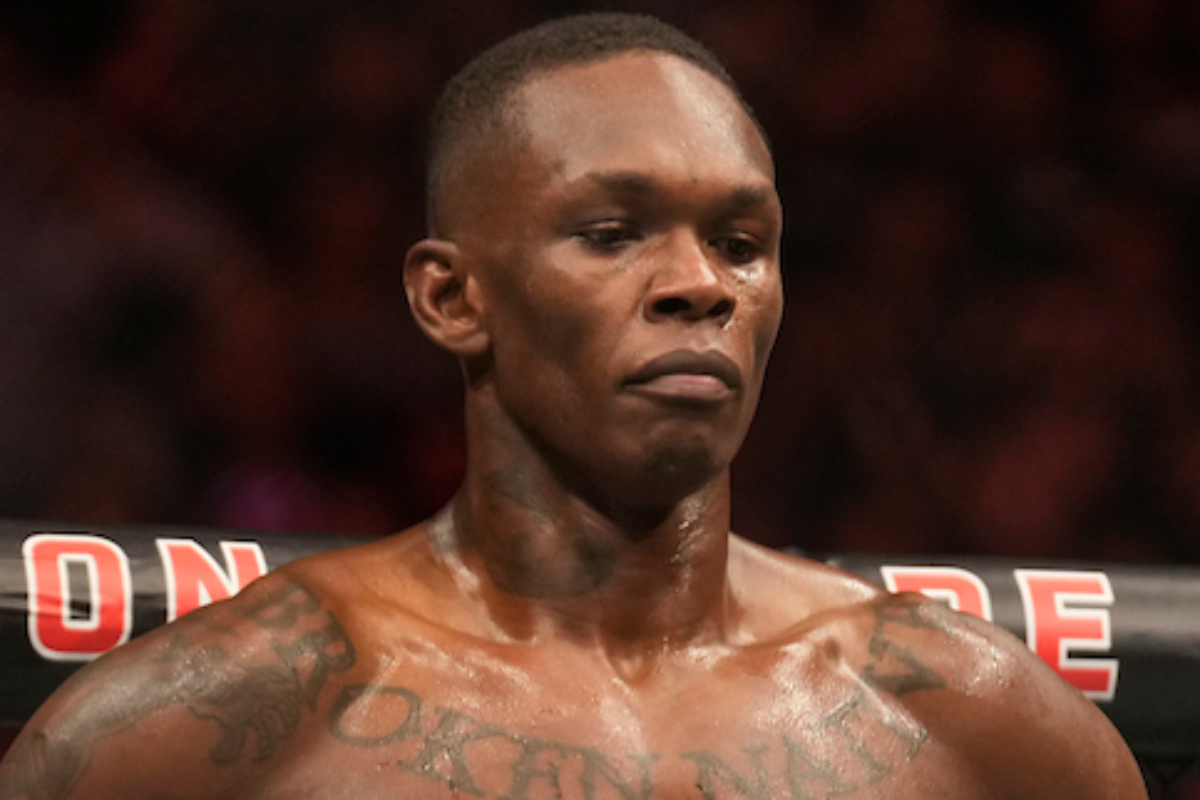 Israel Adesanya se prepara para voltar a lutar contra Alex Poatan no UFC