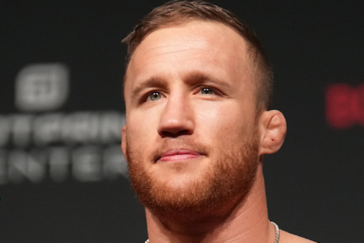 Rosto de Justin Gaethje durante pesagem de sua última luta no UFC, contra Rafael Fiziev