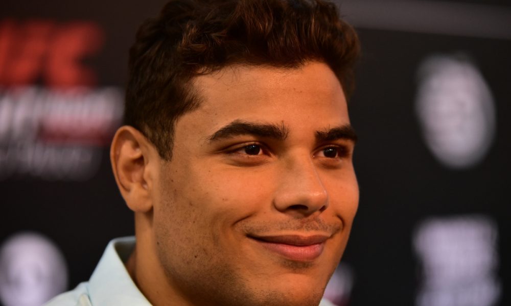 Paulo Borrachinha conversa com os jornalistas em encontra com a imprensa