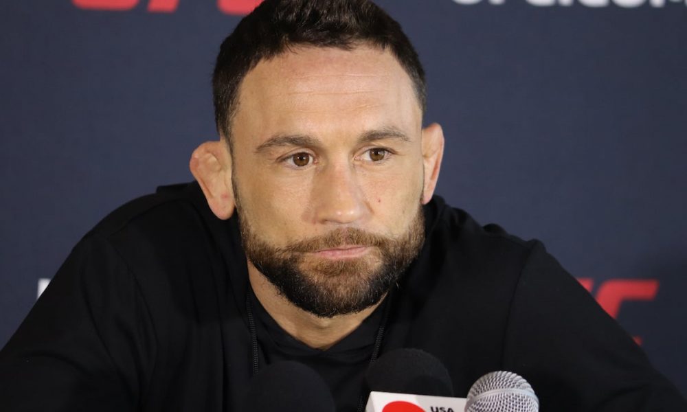 Em reta final da carreira, Frankie Edgar conversa com a imprensa antes de lutar no UFC