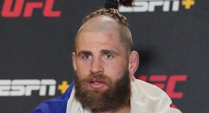 Jiri Prochazka aponta Alex Poatan como rival para disputa de título meio-pesado do UFC