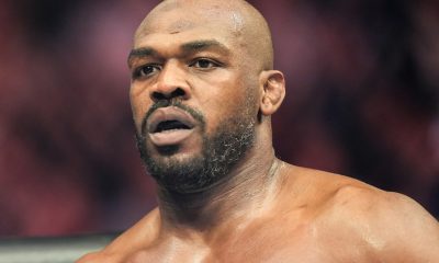 Jon Jones venceu Ciryl Gane no UFC 285 por finalização e se tornou campeão do peso pesado