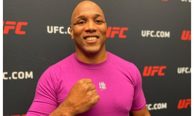 Sorridente, Marcos Pezão conversa com a imprensa no media day do UFC Vegas 72.