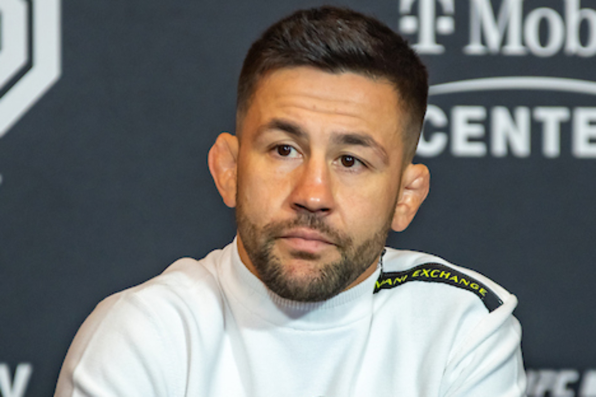 Pedro Munhoz atende jornalistas no media day do UFC