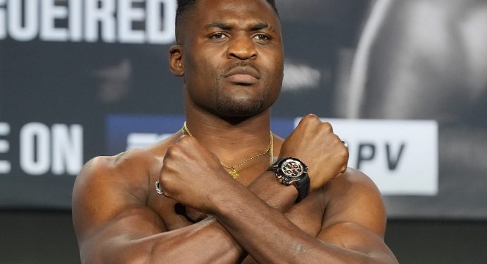 Fairplay! Francis Ngannou lamenta lesão de Jon Jones no UFC