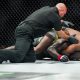 Jailton Malhadinho aplica um mata-leão em Jair Rozenstruik no UFC Charlotte