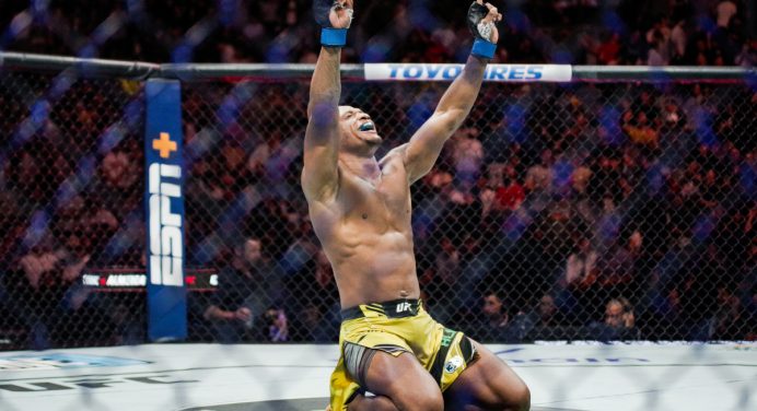 Presidente do UFC rasga elogios a Jailton Malhadinho: “Vai ser uma estrela”