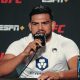 Kelvin Gastelum conversa com a imprensa em media day do UFC
