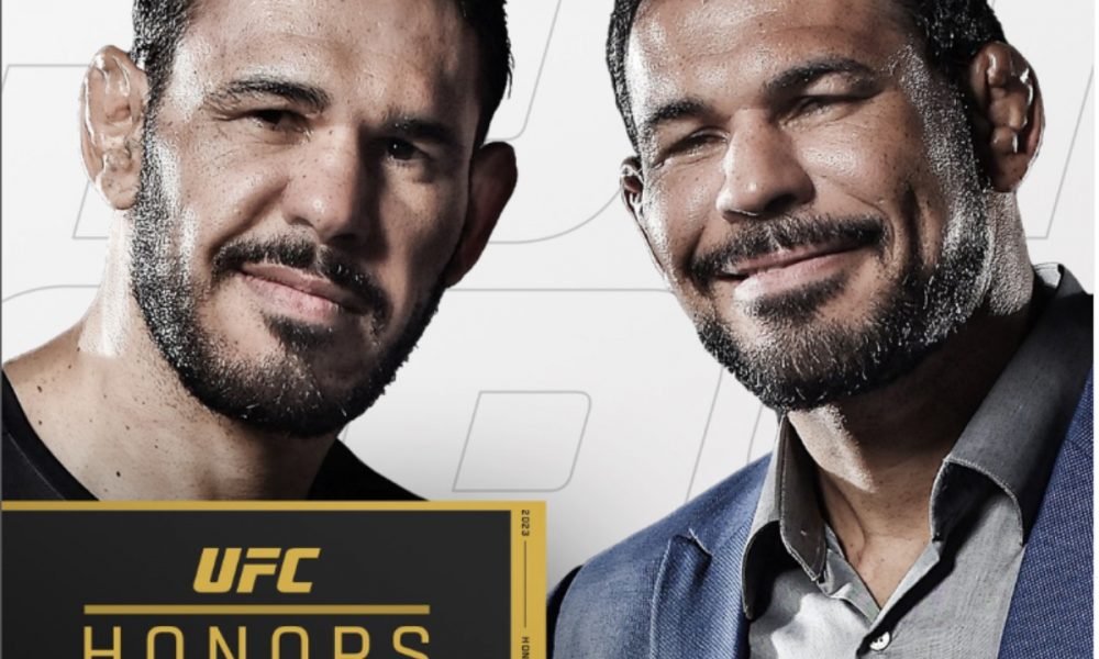 Rogério Minotouro e Rodrigo Minotauro vencem o prêmio ‘Forrest Griffin Community Award’ em 2023.