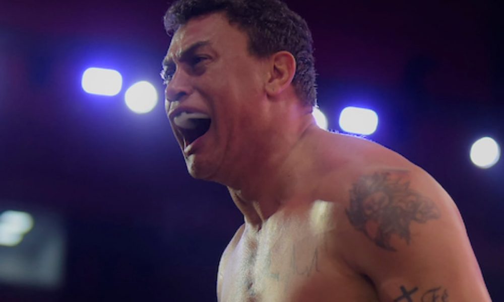 Popó vibra após vitória conquistada no Fight Music Show