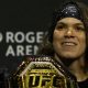 Amanda Nunes é campeã do peso-galo e do peso-pena do UFC