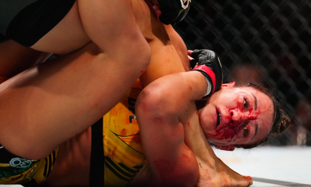 Amanda Ribas perdeu para Maycee Barber no UFC