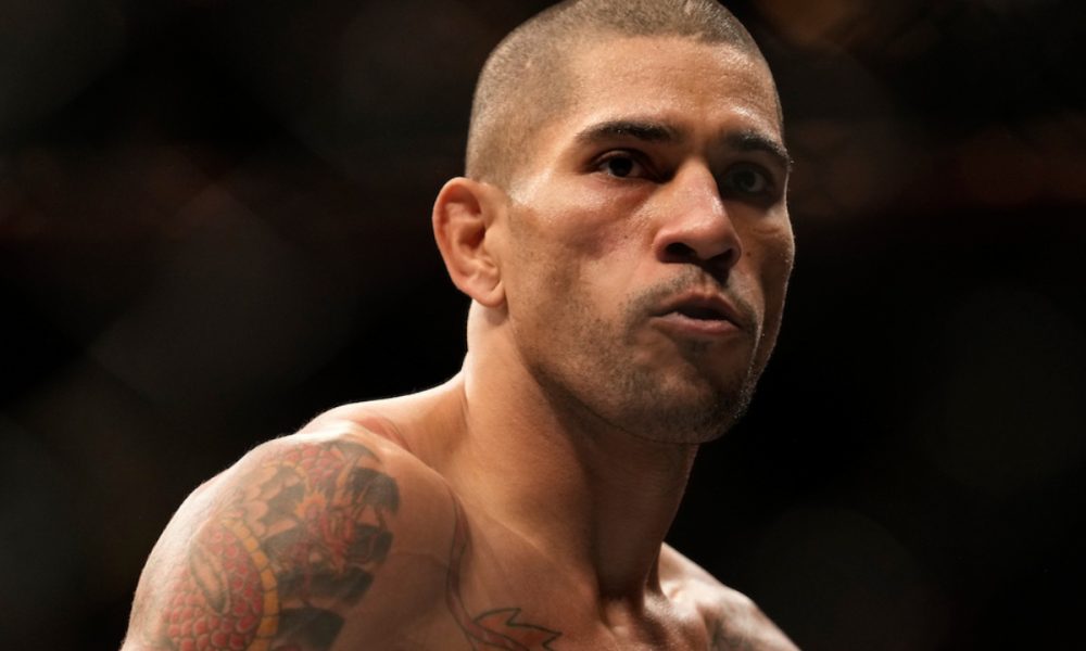 Alex Poatan é ex-campeão do Glory e UFC