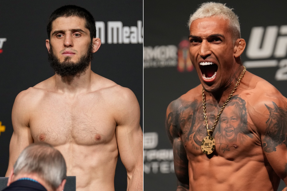 Islam Makhachev e Charles Do Bronxs posam para fotos durante a pesagem